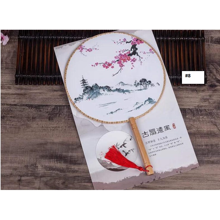 Quạt cổ trang hàng đẹp -1 Có sẵn
