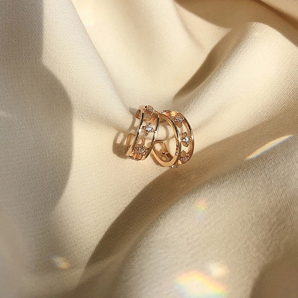 Khuyên Tai Kẹp Vành Không Xỏ Lỗ Hình Ngôi Sao Tua Rua Cổ Điển Cho Nữ