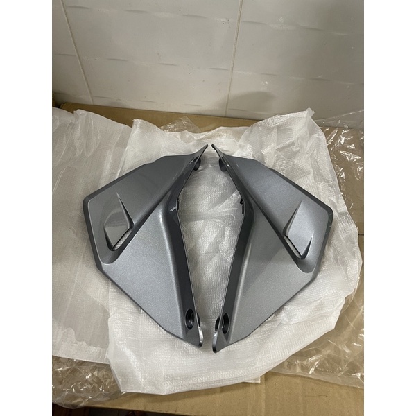Ốp thông gió xám và nhựa nhám ốp thân giữa xám Future 125 / future led