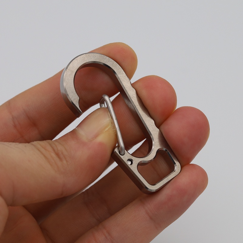 Móc Khóa Bằng Hợp Kim Titan Không Gỉ Chuyên Dụng Cho Leo Núi