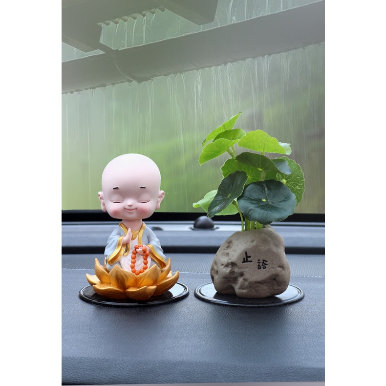 Set tiểu hoà thượng dễ thương ngồi lá sen trang trí taplo Ô Tô - D&A shop