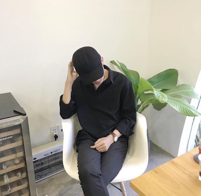 Áo sơ mi trắng đen basic có túi ngực chất liệu thô mát | BigBuy360 - bigbuy360.vn