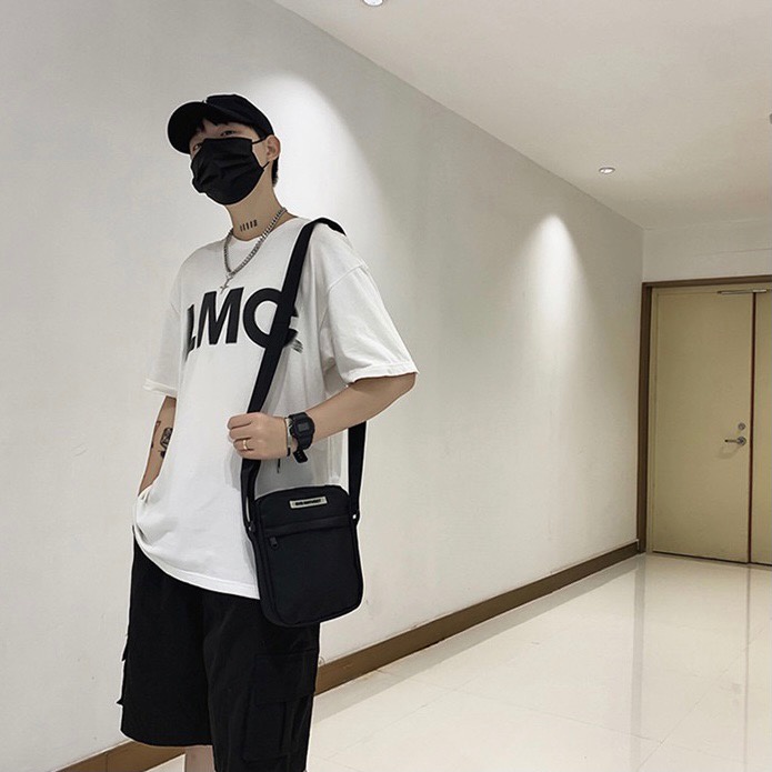 Túi đeo chéo FEAR OF GOD ESSENTIALS thời trang