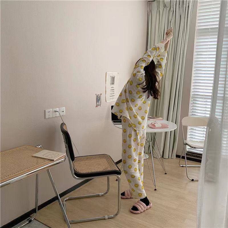 Dép mang trong nhà hình sâu bướm dễ thương phong cách Nhật Bản cho các cặp đôi