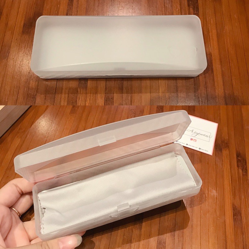 Hộp nhựa đựng kính loại rẻ ( Màu giao ngẫu nhiên )