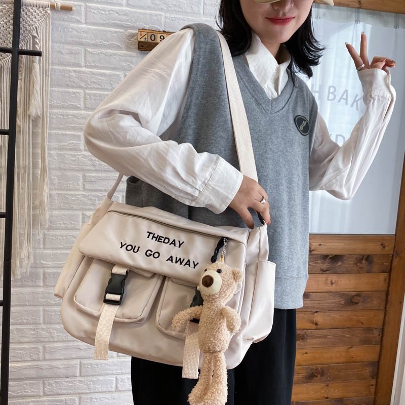Túi Đeo Chéo Nhỏ Vải Canvas Phong Cách Retro Mới Cho Học Sinh