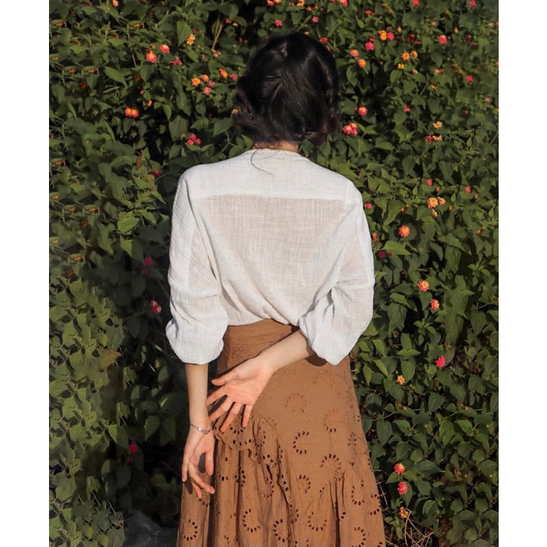 Áo Aurora cổ chữ V