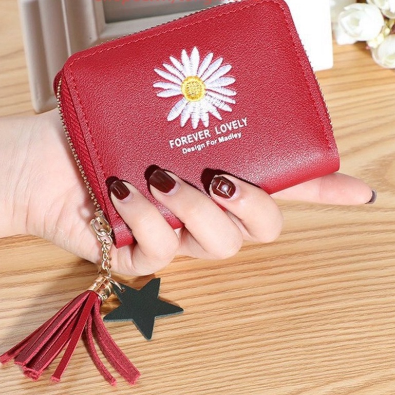 Ví nữ ngắn cầm tay, bóp ví mini thêu hoa cúc da PU nhiều ngăn nhỏ gọn bỏ túi tiện lợi 𝗚𝗜𝗔𝗗𝗨𝗡𝗚𝗛𝗔𝗡𝗢𝗜𝟯𝟵