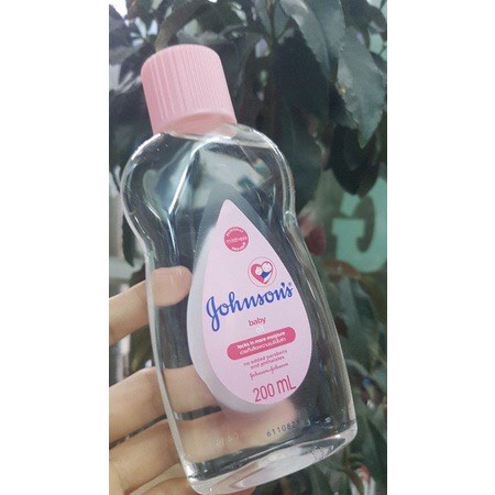 Dầu mát xa dưỡng ẩm Johnson's baby oil pink 200ml
