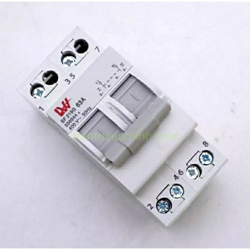 CB đảo chiều 2P 63A LW-Cầu dao đảo chiều 2P 63A
