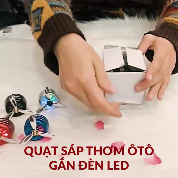 Quạt sáp thơm, đèn led gắn cửa gió điều hòa ô tô | BigBuy360 - bigbuy360.vn