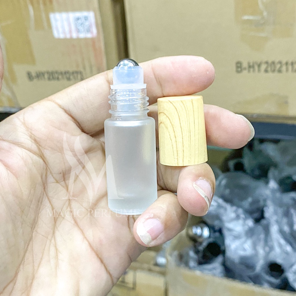 Chai lọ đựng tinh dầu thủy tinh cao cấp dạng bi lăn, dung tích 5ml, 10ml