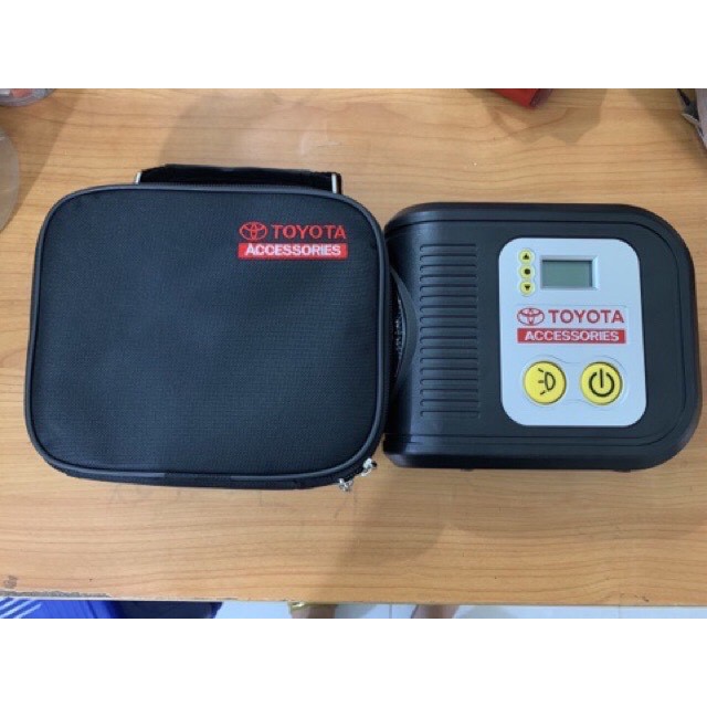 Bơm lốp ô tô TỰ NGẮT cao cấp TOYOTA Accessories nguồn tẩu 12V có đèn - Bảo hành 12 tháng.