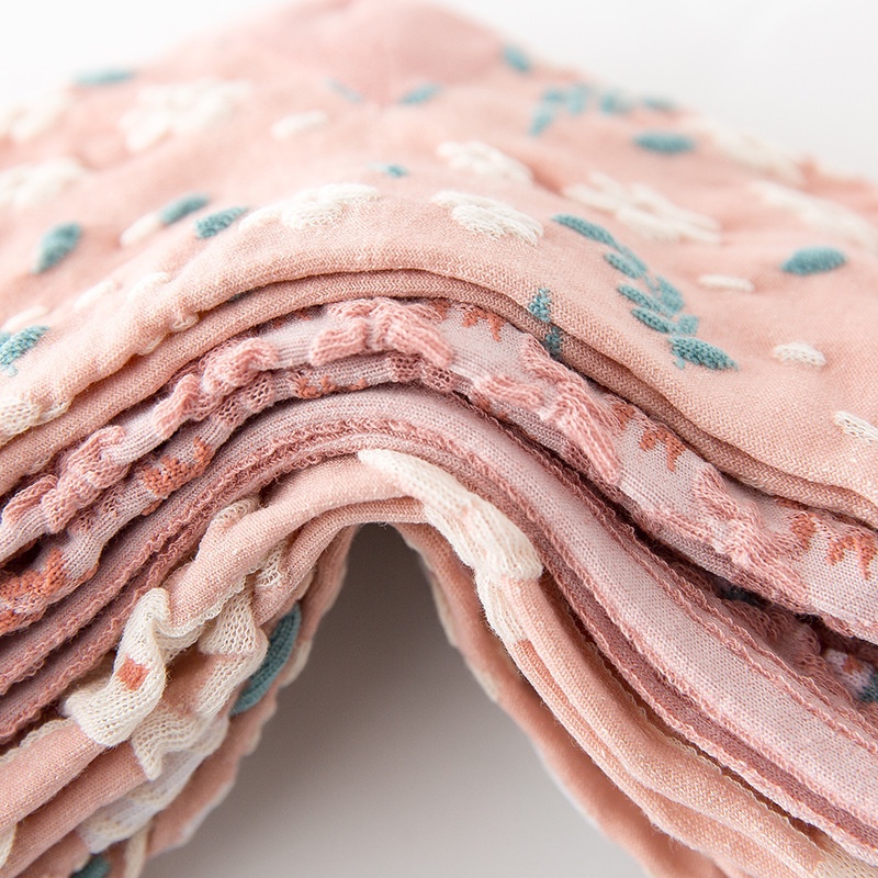 Tất In Hoa Nhỏ 3D Màu Trơn Thời Trang Thu Đông Mới Cho Nữ