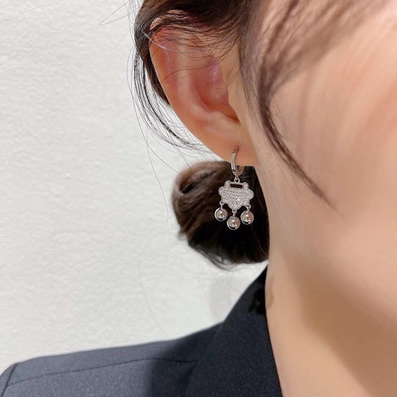 Khuyên tai phối hạt tròn nhỏ sang trọng phong cách cổ điển