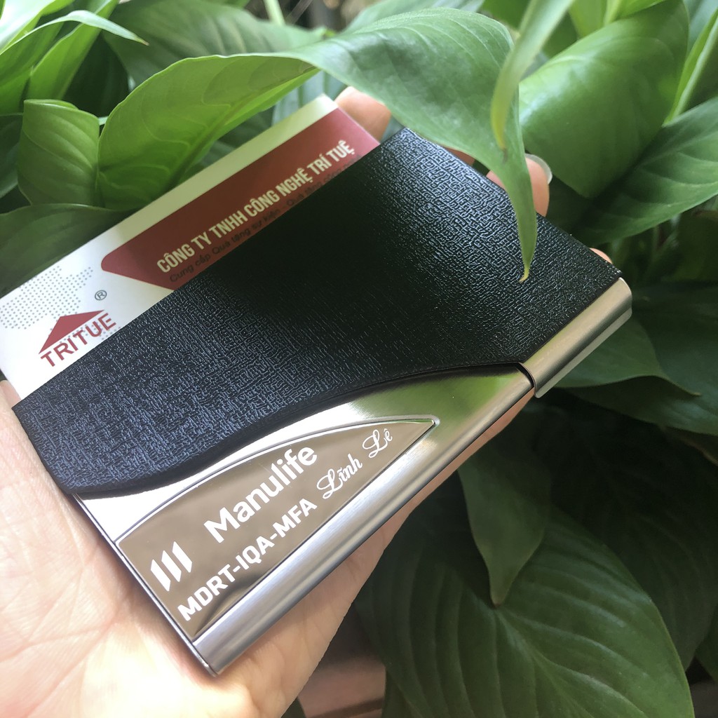 Hộp đựng card visit khắc logo bảo hiểm Manuliffe, ví đựng danh thiếp cho dân văn phòng, Hộp ATM