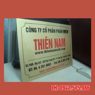 Bảng tên công ty bằng mica 20x30cm