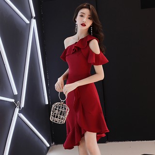 Đầm lệch vai bèo ngực dáng xòe cho người bép mập