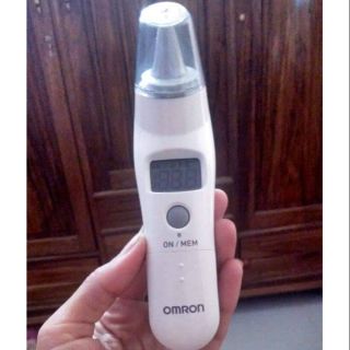 TTD-Nhiệt Kế Điện Tử Omron - TH839S (Đo Tai)