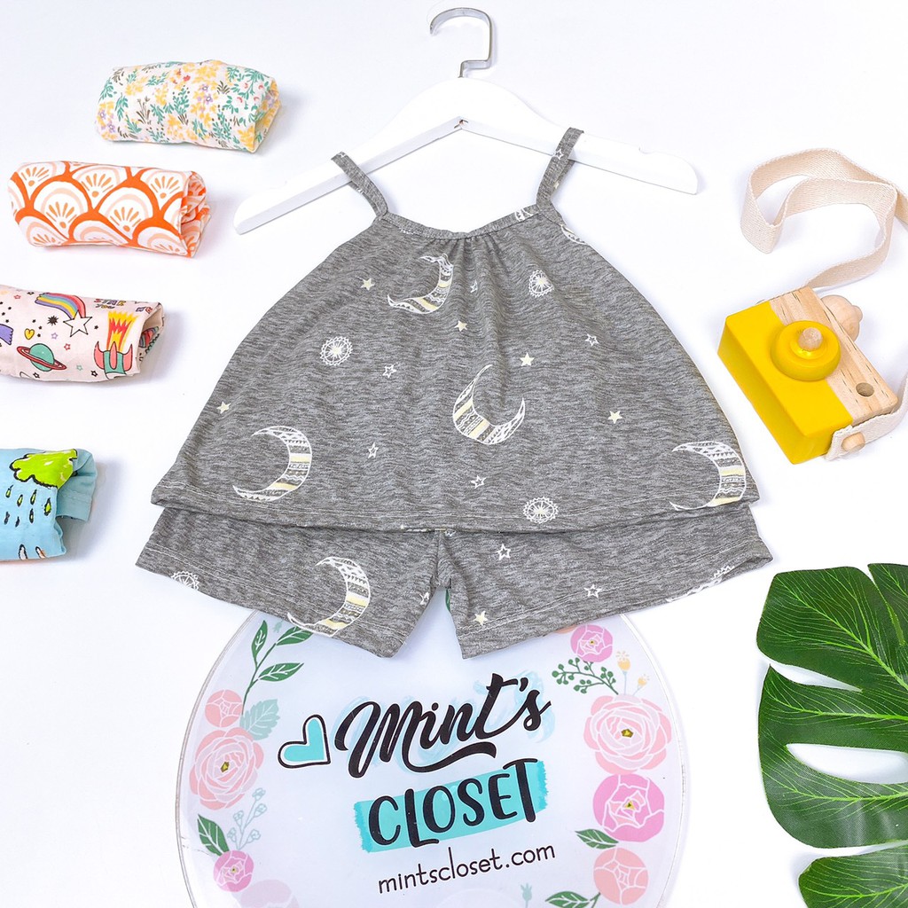 Đồ Bộ 2 Dây Họa Tiết Bé Gái Size 3 Tháng - 3 Tuổi MINTSCLOSET Mint's Closet - S748 - GA2057