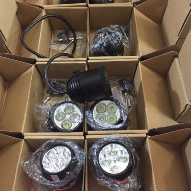 Đèn L4 pha trợ sáng đi phượt cực sáng