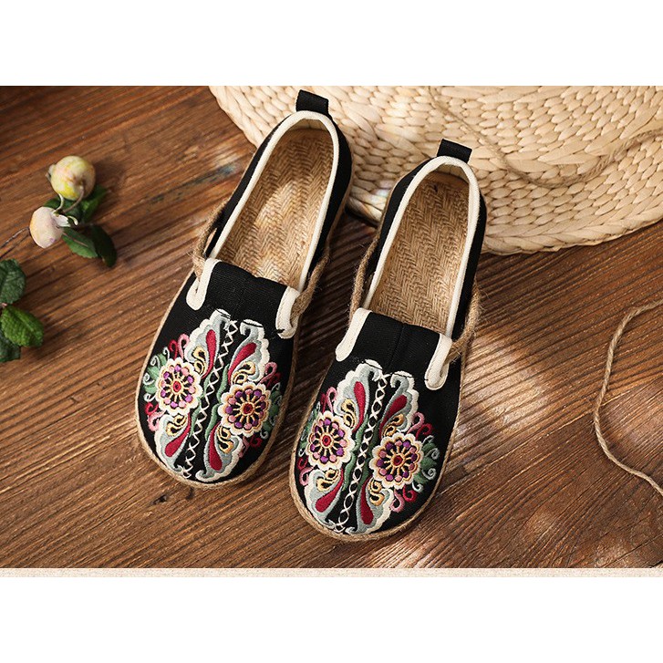 TAM84 Giày thêu hoa lót cói | BigBuy360 - bigbuy360.vn