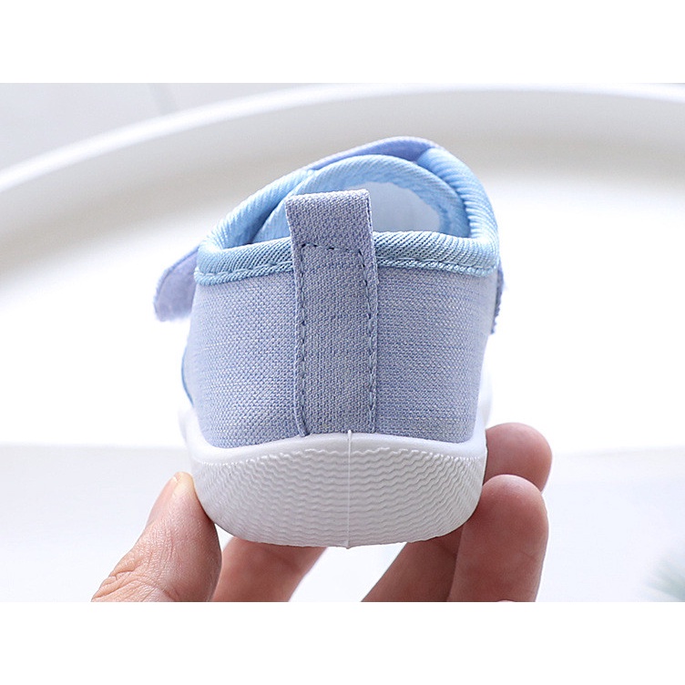 Giày tập đi cho bé gái bé trai gắn hình Gấu siêu dễ thương có kèn
