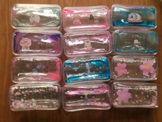 Hộp bút bóng nhũ
