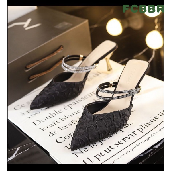 Dép Cao Gót Đính Đá Phong Cách Thời Trang Mùa Hè 2023 Dành Cho Nữ