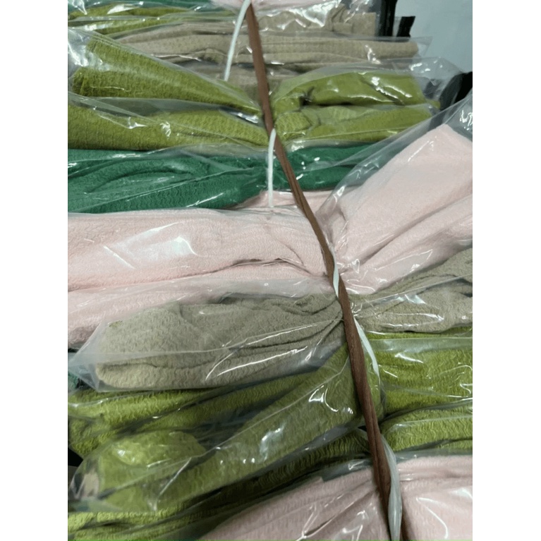 Đầm Nữ Cổ Yếm Cột Dây Đan Chéo Lưng Phối Tùng Xẻ Quyến Rũ Tôn Dáng HOt thoi trang shop valentina