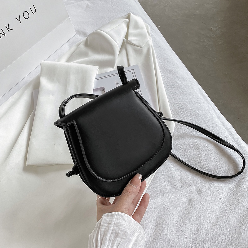 Túi đeo chéo vai IELGY thời trang cho nữ