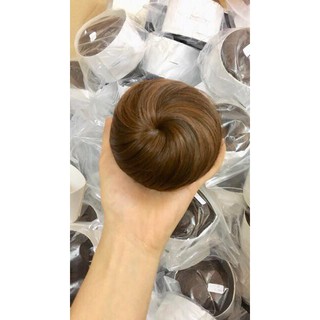 Tóc giả búi tròn giả