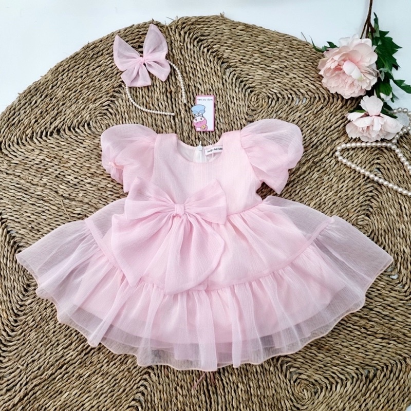 Váy công chúa kèm nơ ngọc cho bé