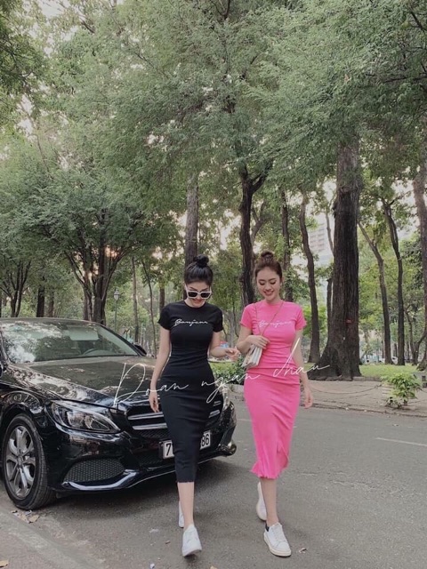 Váy body kẻ