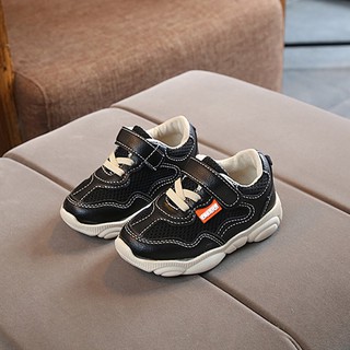 Giày sneaker thể thao cho bé trai