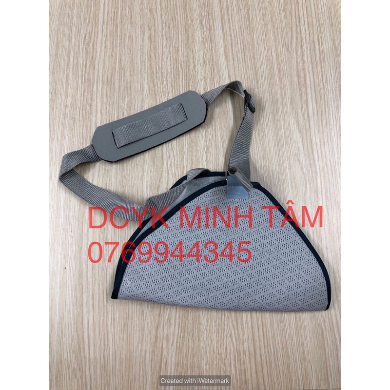 Đai treo tay tam giác đủ size