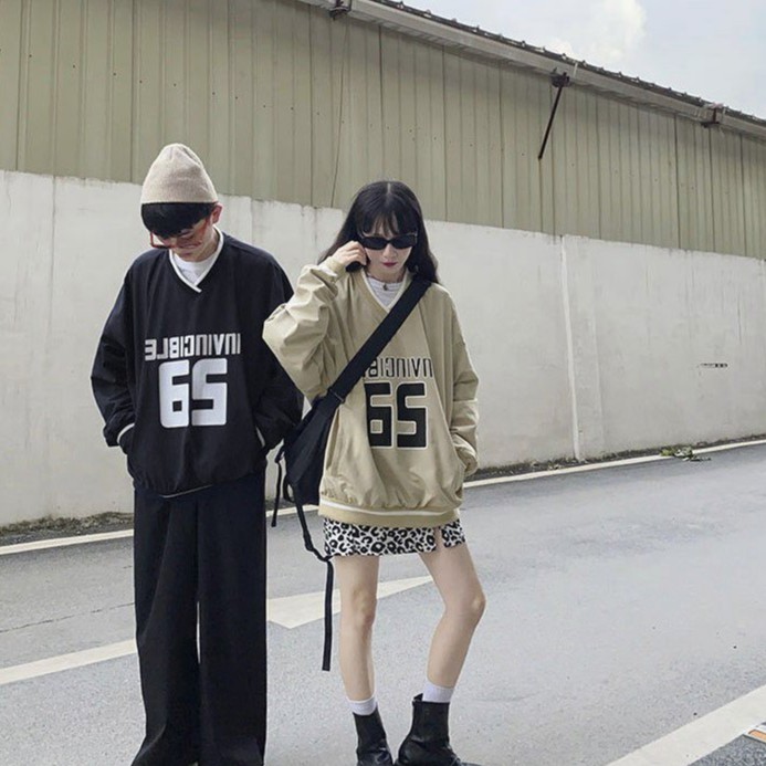 Áo Sweater Nỉ Bông Áo Nỉ Đôi Cổ V Tay Bồng In Số 65 Form Rộng Unisex Nam Nữ | BigBuy360 - bigbuy360.vn