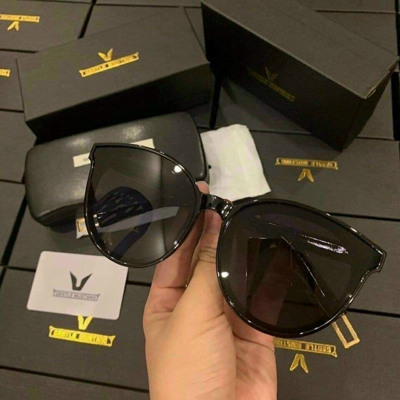 Kính V gentle full box KÈM 2 HỘP ĐỰNG VÀ THẺ | BigBuy360 - bigbuy360.vn