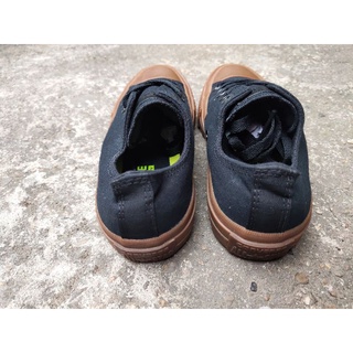 giày converseeee chính hãng 2hand cond9.5