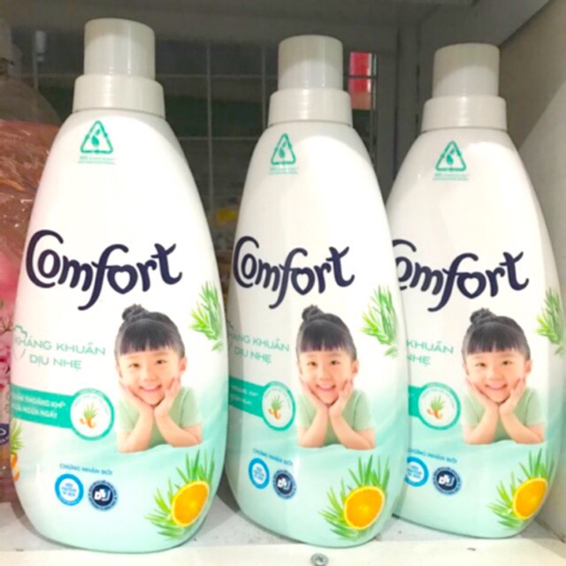 Chai Nước Xả Comfort Đậm Đặc Kháng Khuẩn Dịu Nhẹ 750Ml