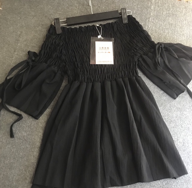 Áo trễ vai ulzzang