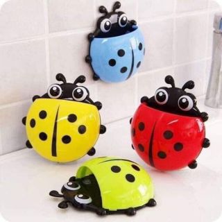 Bọ rùa để bàn chải đánh răng