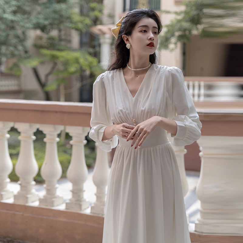 Đầm Tay Dài Cổ Chữ V Viền Bèo Màu Trắng Phong Cách Pháp Retro 3904