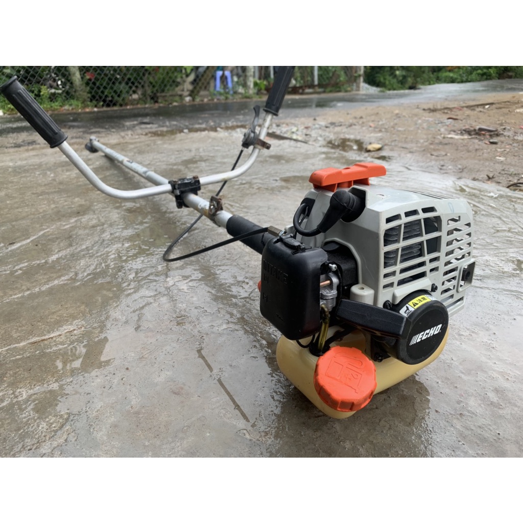 Máy cắt cỏ ECHO AT 22 hàng nhật bãi