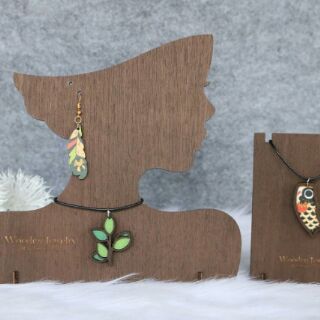 Vòng cổ gỗ handmade