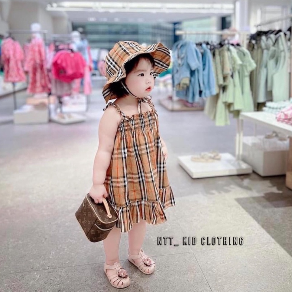 Váy bé gái ca rô đuôi cá chất thô mềm - Đầm hai dây nhún ngực kèm mũ đáng yêu cho bé từ 7 đến 18 kg, SUN KID'S