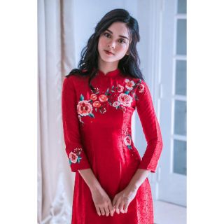 Áo dài gấm 2tà thêu trắng, đỏ, hồng
