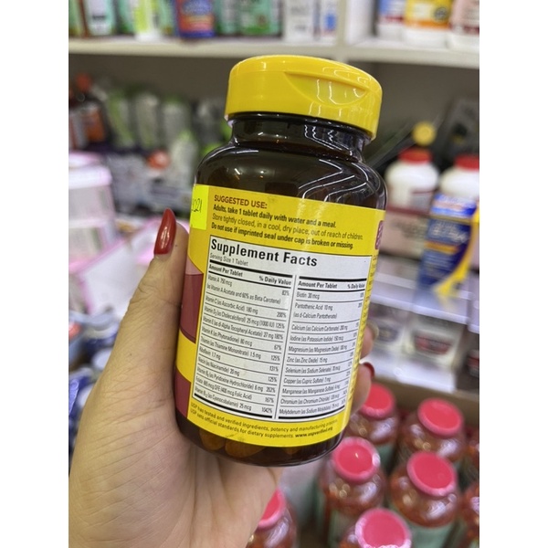 Viên vitamin bổ tổng hợp dành cho nữ nam