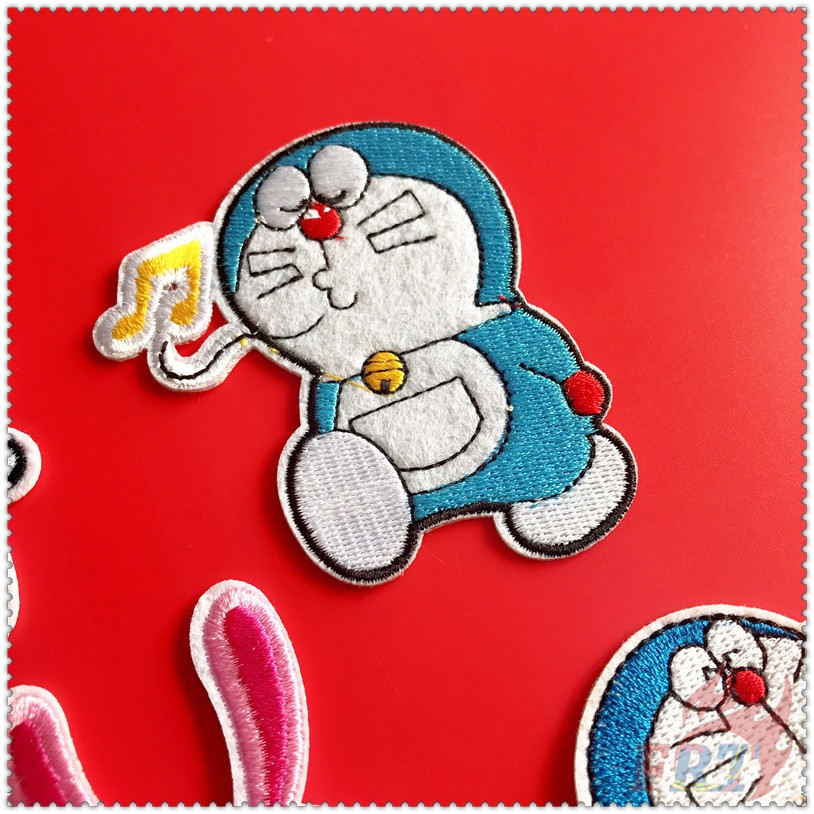 Set 1/3 miếng vá ủi quần áo hình Doraemon đáng yêu
