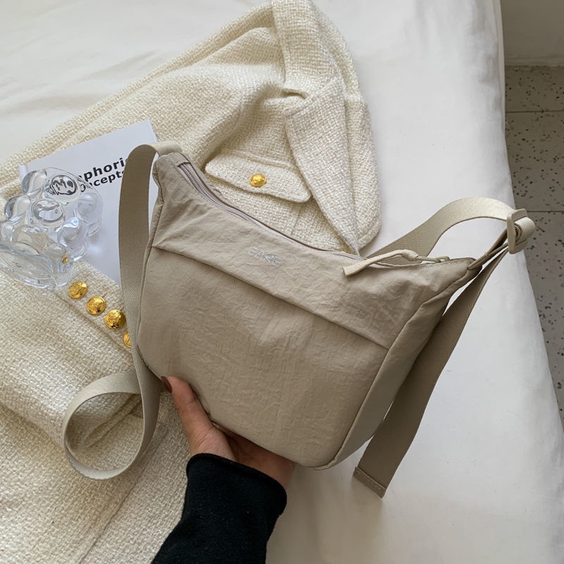 Túi Đeo Vai Chất Liệu Nylon Thiết Kế Đơn Giản Có 6 Kiểu Cho Nữ
